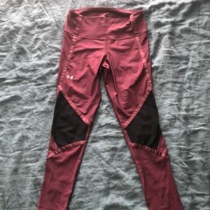Athletic leggings size Medium- maroon, Under Armour